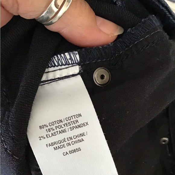 Plus Size Reitmans Capris - Picture 3 of 5